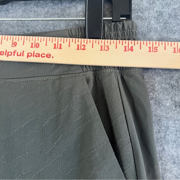 ATHLETA Brooklyn Textured Jogger Olive Grey Athleisure Activewear Size 6 - Picture 7 of 15